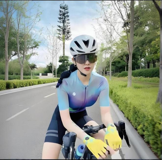 土拨鼠福伦王崔克闪电算什么档次的单车凯发k8登录喜德盛好还是捷安特好梅花(图15)